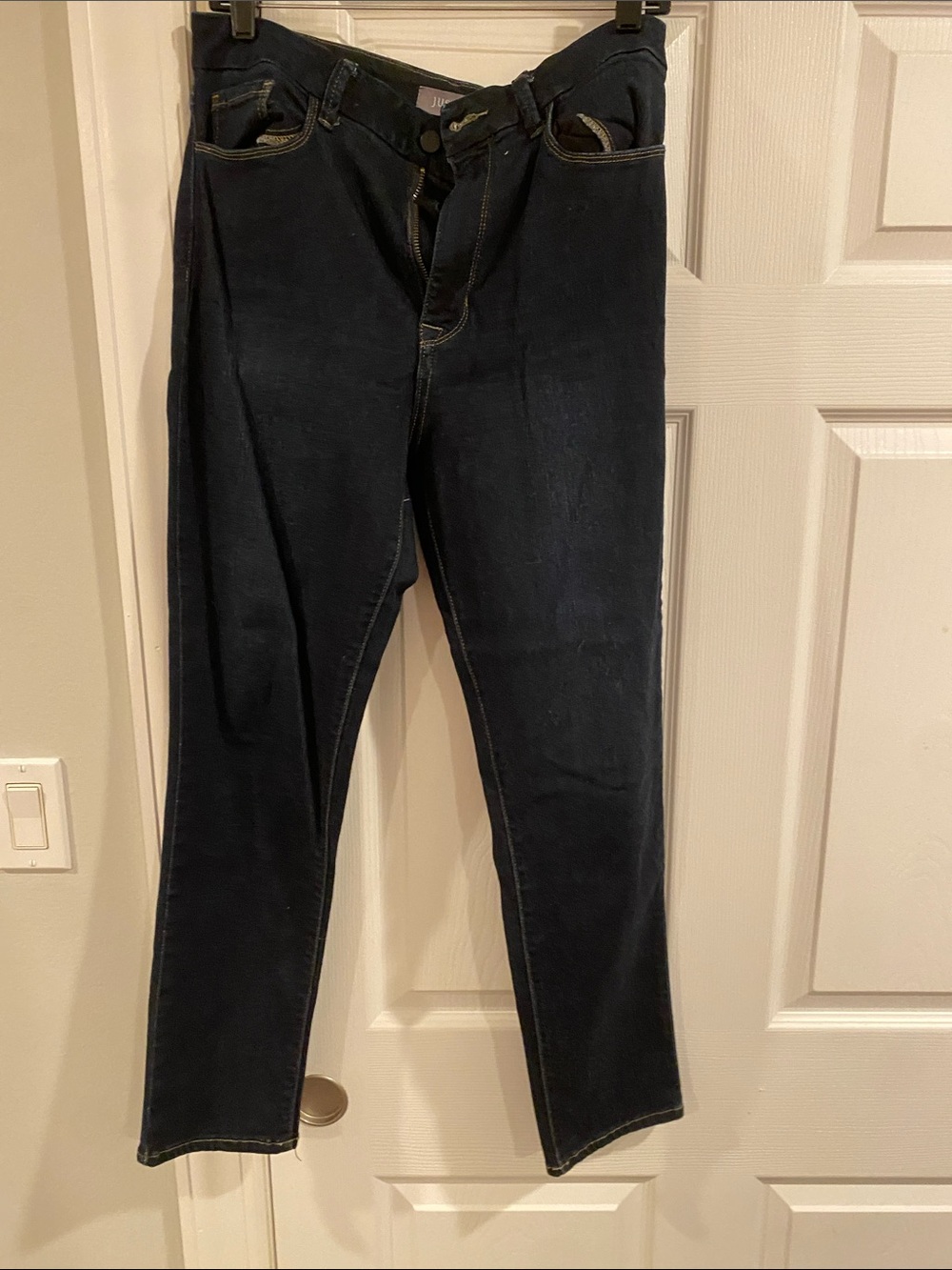 Just USA Straight Leg Jeans in Dark Indigo